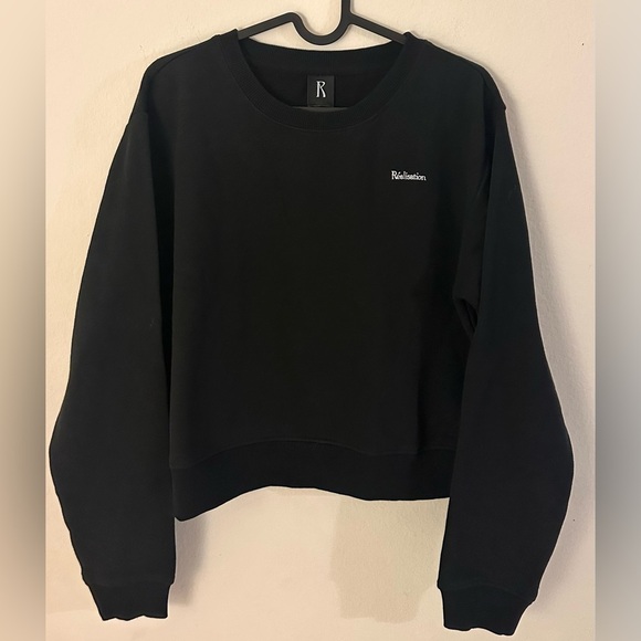 NWT💕 Realisation Par Crewneck Sweatshirt in Black XS - Picture 2 of 3